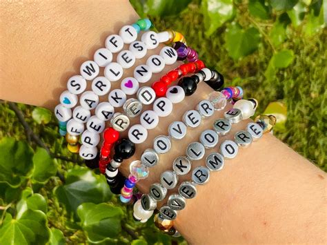 Pulsera Taylor Swift Evermore | Etsy