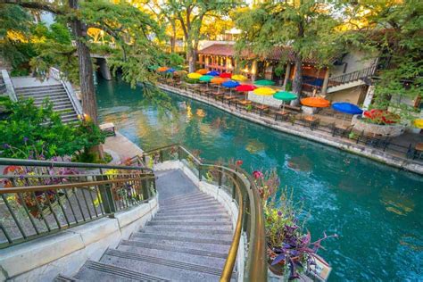 5 Awesome Things to do on Riverwalk San Antonio • Winetraveler