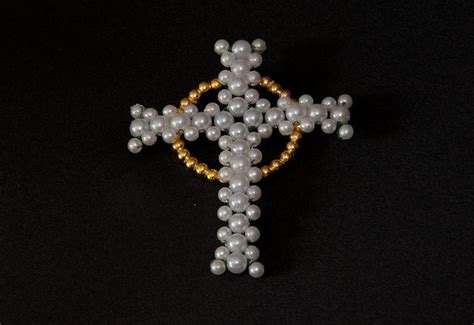 Beaded Chrismon ornament | Chrismon patterns, Chrismons, Chrismon ornaments