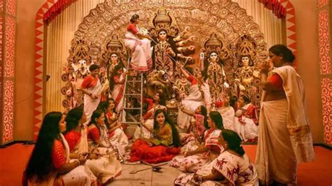 Best Durga Puja Pandals in Delhi-Gurgaon: Brands illuminate pandals ...