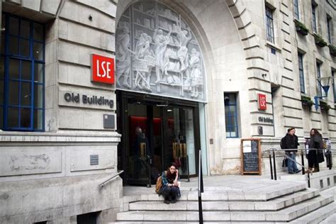 London School of Economics (LSE): Rankings, Courses, Fees