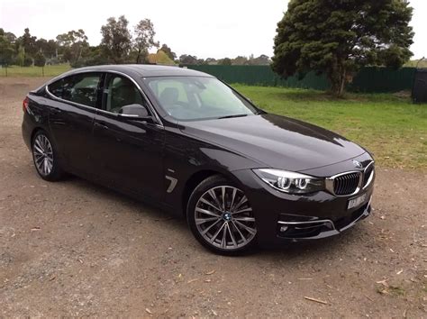 BMW 330i GT Review | Lots Of Options For The 3 Series Hatchback