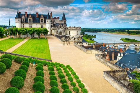 14 Fabulous Castles And Chateaus Of The Loire Valley