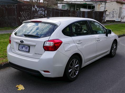 2013 Subaru Impreza 2.0i PZEV - 4dr Hatchback 2.0L AWD Manual