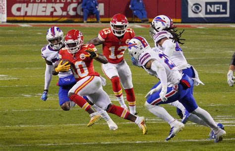 Tyreek Hill 40-Yard Dash: How Fast is the Chiefs Wide Receiver ...