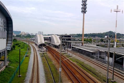 Bandar Tasik Selatan ERL Station, strategic connection point to ERL, LRT, and KTM Komuter ...