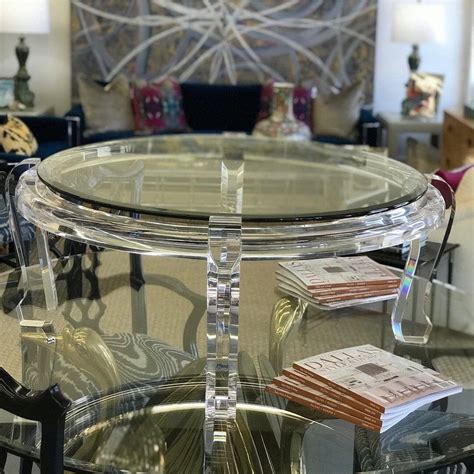 1970s Hollywood Regency Lucite Coffee Table | Lucite coffee tables ...