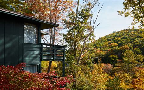 Highlands NC Lodging | Skyline Lodge