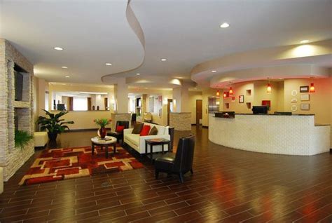 Comfort Suites $81 ($̶9̶1̶) - UPDATED 2018 Prices & Hotel Reviews - Mandeville, LA - TripAdvisor