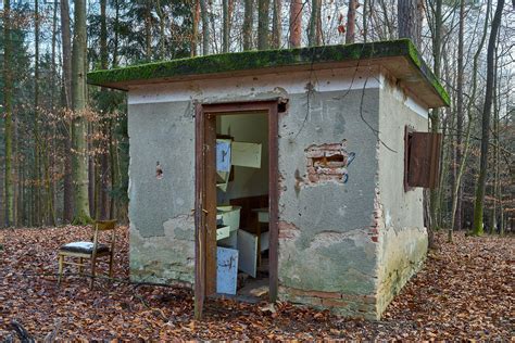 Abandoned cottage | Joachim Kracher | Flickr