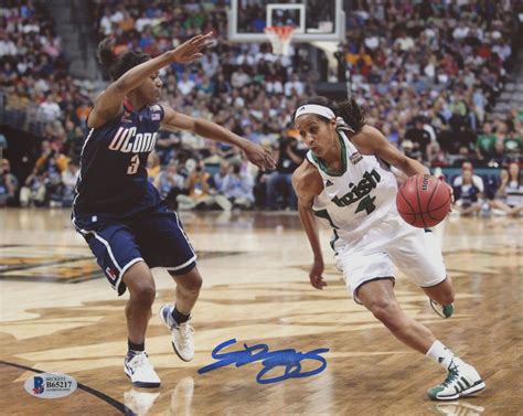 Skylar Diggins-Smith Signed Notre Dame Fighting Irish 8x10 Photo (Beckett COA) | Pristine Auction