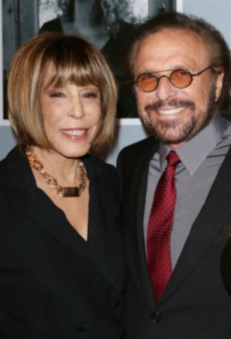 VIDEO: Music Legends Barry Mann and Cynthia Weil Play The Not-So-Newlywed Game With Their San ...