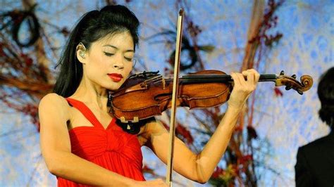 Violinist Vanessa Mae set to compete at Winter Olympics - BBC Sport