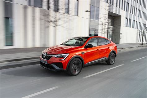 Renault – Arkana Hybrid - Avto Magazin