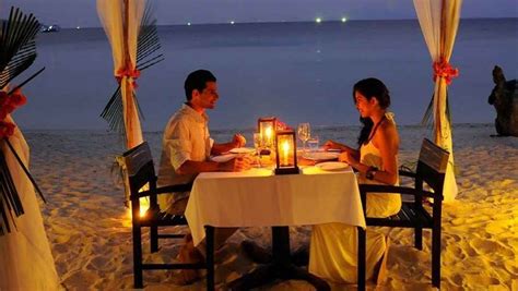 Honeymoon Special Candle Light Dinner In Havelock - candle light dinner ...