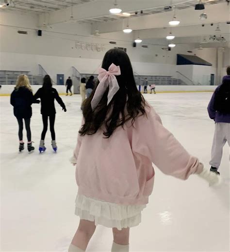 Ice skating outfit – Artofit