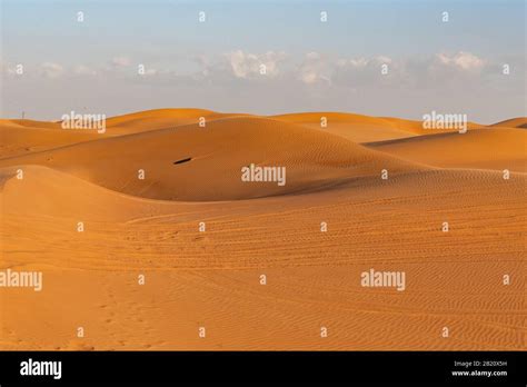 Beautiful Dubai desert during sunset in Dubai UAE Stock Photo - Alamy