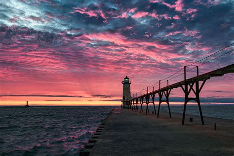 Manistee Sunset | Shutterbug