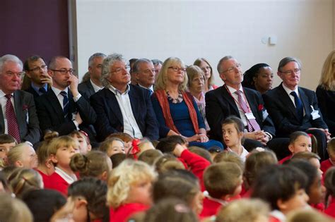 Duchess of Gloucester visits Glebe Primary School - MyLondon