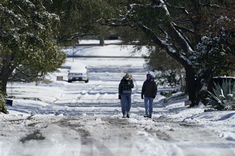 Photos: Millions Without Power in Texas as Snow Storm Slams U.S.