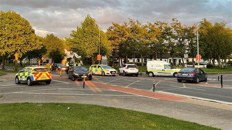 Two detectives shot and wounded in Dublin gun battle | World News | Sky News