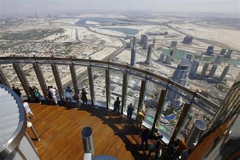 Tripadvisor | Burj khalifa- 148e étage (heures non principales) | Dubaï ...