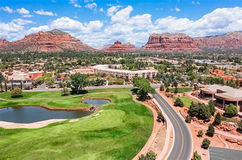 The 15 Best Hilton Resorts in the U.S. [2022]