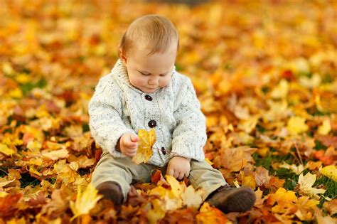 Jaką odzież dla dziecka wybrać na jesień? - erodzina.com