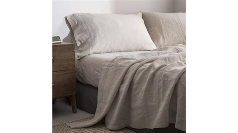 15 Best Linen Sheets for a Luxurious Night's Sleep - Soul Sanctuaries