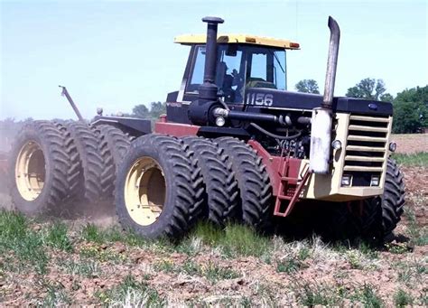 257 best Versatile tractors & equipment images on Pinterest | Farming ...