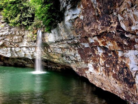 Discover West Virginia: New River Gorge Waterfalls: Award Winning Photography Book