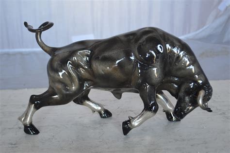 Charging Bull Bronze Statue - Size: 15"L x 5"W x 8"H. - NiFAO