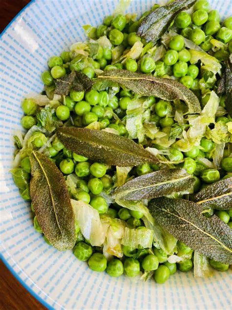 French-Style Peas With Crispy Sage - Mrsfoodiemumma