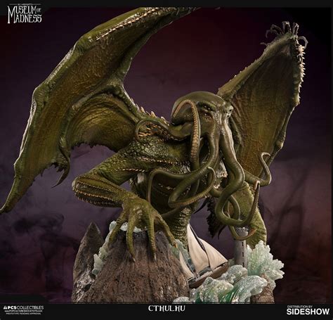 Cthulhu Statue - GeekAlerts