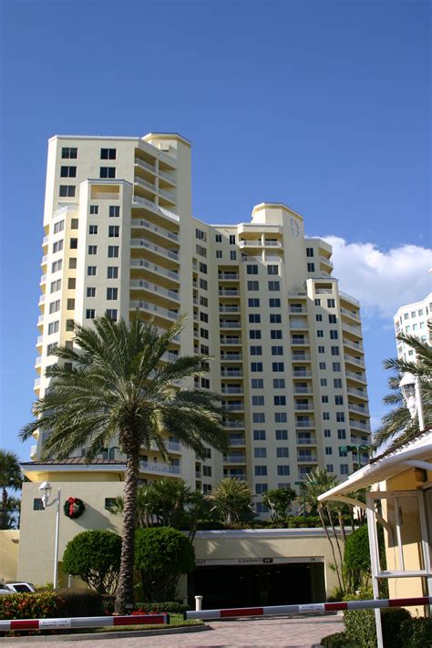 Luxury Clearwater beach condos, waterfront, great views of the gulf ...