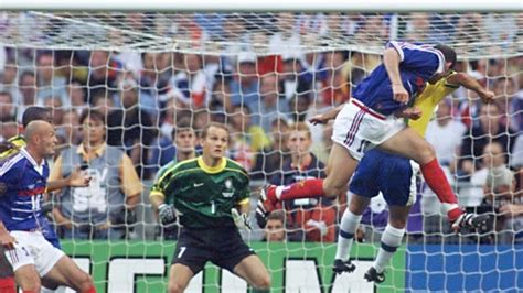 Remembering Zinedine Zidane’s Watershed 1998 World Cup Final Performance | Gonzalo Higuain