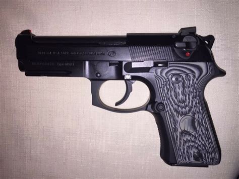 Beretta 92 Compact vs. Glock 19 vs. PX4 Compact - comparison pics - Topic