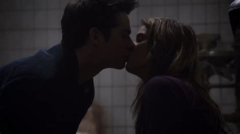 Stiles and Malia Screencaps - Stiles & Malia Photo (37539090) - Fanpop