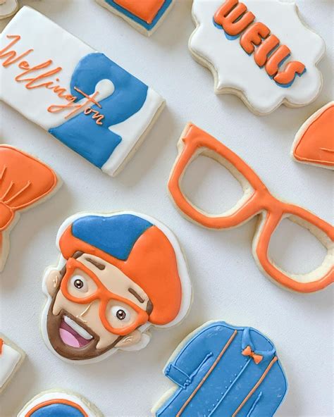 Cara the confectionist: Blippi cookies