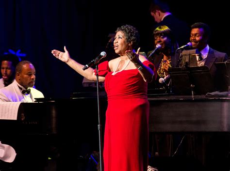 Amazing Grace: Aretha Franklin wins injunction to block screening at Telluride | EW.com