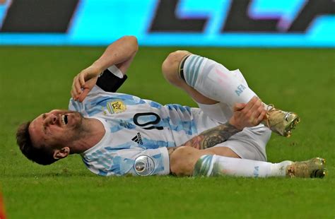 Confusion reigns as Lionel Messi picks hamstring injury - Latest Sports News Africa | Latest ...