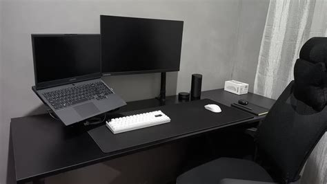 minimalist laptop setup : r/GamingLaptops