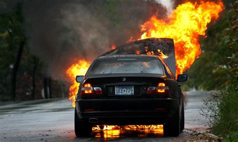 8 Avoidable Causes of Car Fire Accidents - Autochek Africa