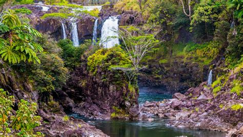 The 13 Best Waterfalls on Big Island, Hawaii