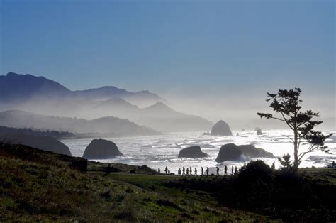 File:Into the sun to Haystack Rock, Ecola Point, Ecola State Park.jpg - Hiking in Portland ...