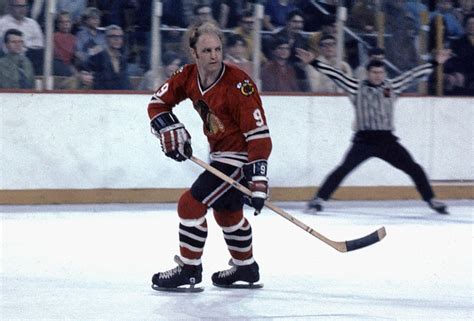 Bobby Hull, Hockey Hall Of Famer, Dies At 84