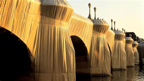 Christo and jeanne claude, Jeanne claude, Installation art