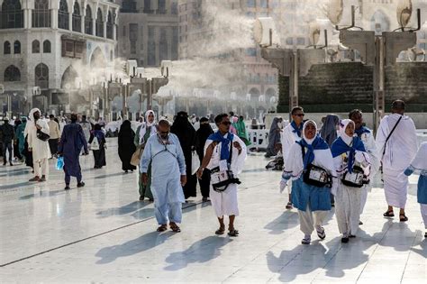 Hajj on the cheap: off-the-books pilgrims hide out in Mecca - Al ...