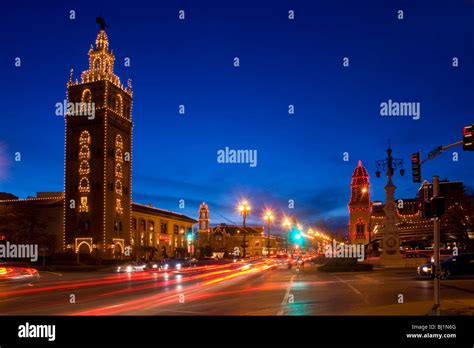 Country Club Plaza Christmas Lights in Kansas City, Missouri Stock Photo - Alamy