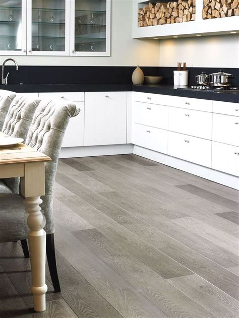 Laminate Kitchen Flooring Ideas – HOMYSTYLE